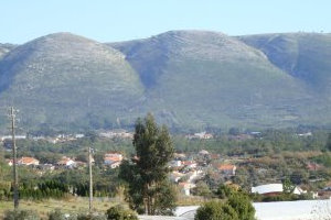 [Serra+dos+Candeeiros.jpg]