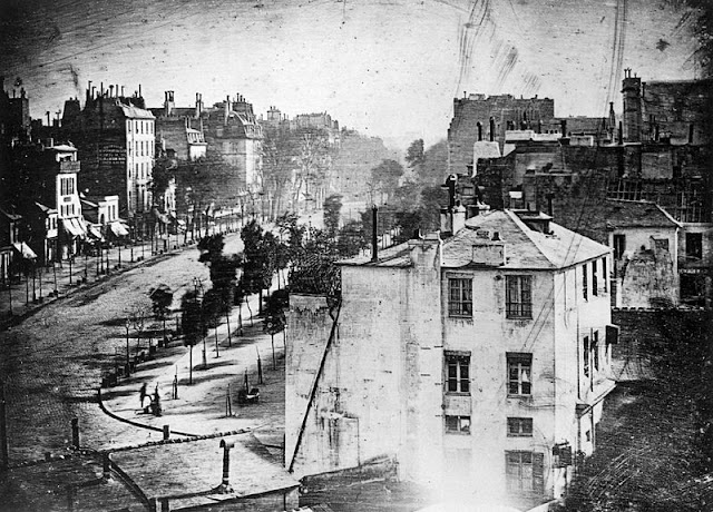 Daguerreotype 1838 - Boulevard du Temple