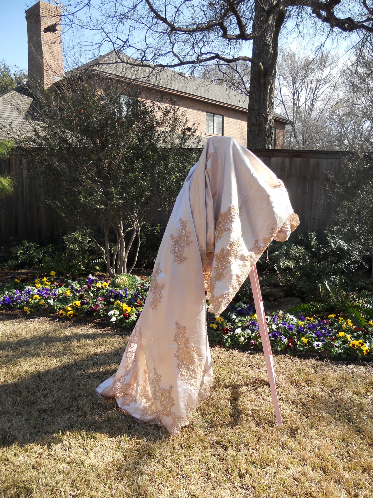 Lillys Lace: How to Tea Stain a Wedding Dress