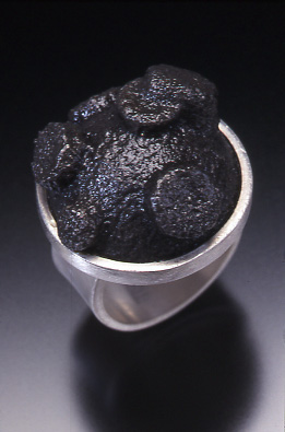 [wedding_rings_008.jpg]