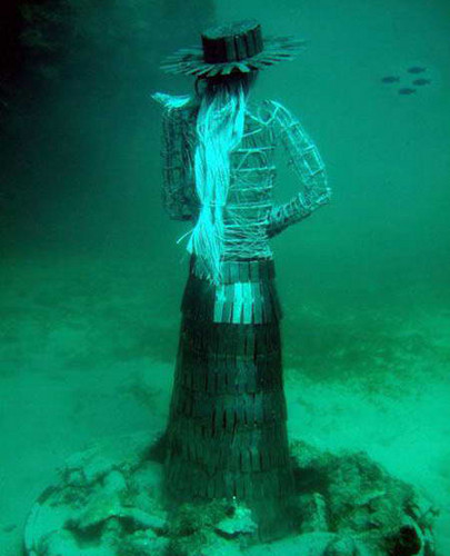 [underwater_sculptures_22.jpg]