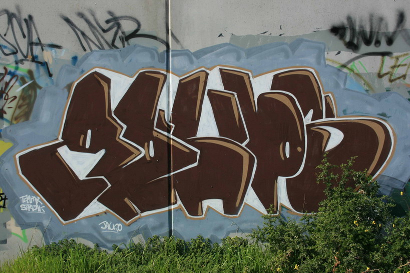 [Newport_Graffiti_18.jpg]