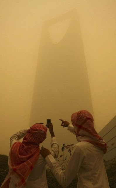 sandstorm_05.jpg