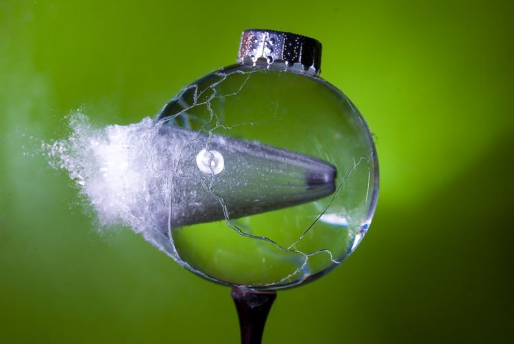 [high_speed_photography_01.jpg]