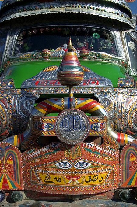 [truck_art_pakistan_08.jpg]