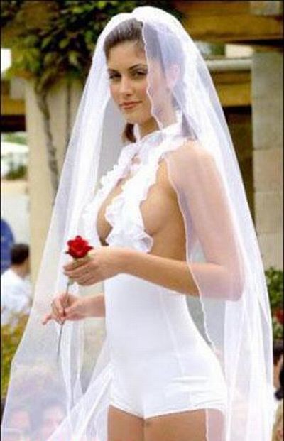 [funny_wedding_pictures_93.jpg]
