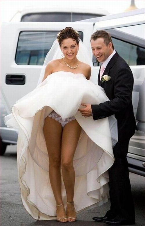 [funny_wedding_pictures_81.jpg]