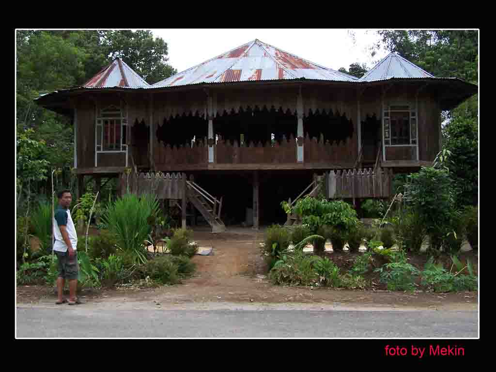 Rumah Adat Tradisional Lampung Barat Radio Mahameru 104 Mewarnai Gambar