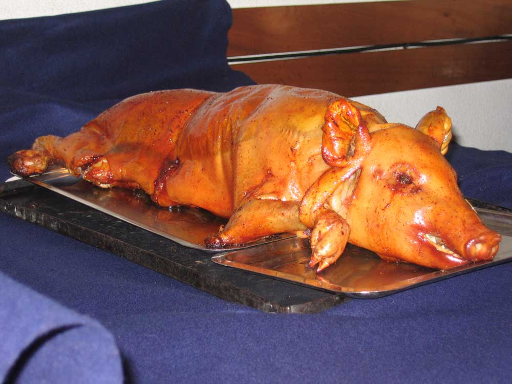Art Expression Gallery: Yummy Sunday: Lechón - The best in Philippines