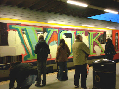 volk crew train graffiti