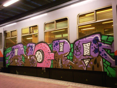 OOKEEEJ DAN graffiti