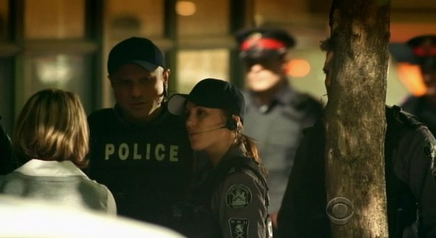 [Jules_Flashpoint+1x5+-+9.jpg]