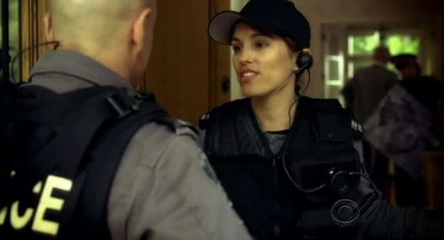 [Jules_Flashpoint+1x7+-+19.jpg]