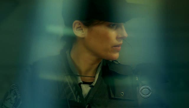 [Jules_Flashpoint+1x8+-+12.jpg]