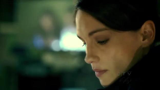 [Jules_Flashpoint+2x12+-+26.JPG]