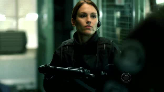 [Jules_Flashpoint+2x13+-+6.jpg]