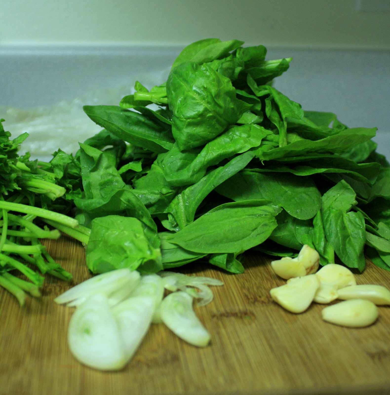Spontaneous Veggie Asian Inspired Spinach with Fried Garlic
