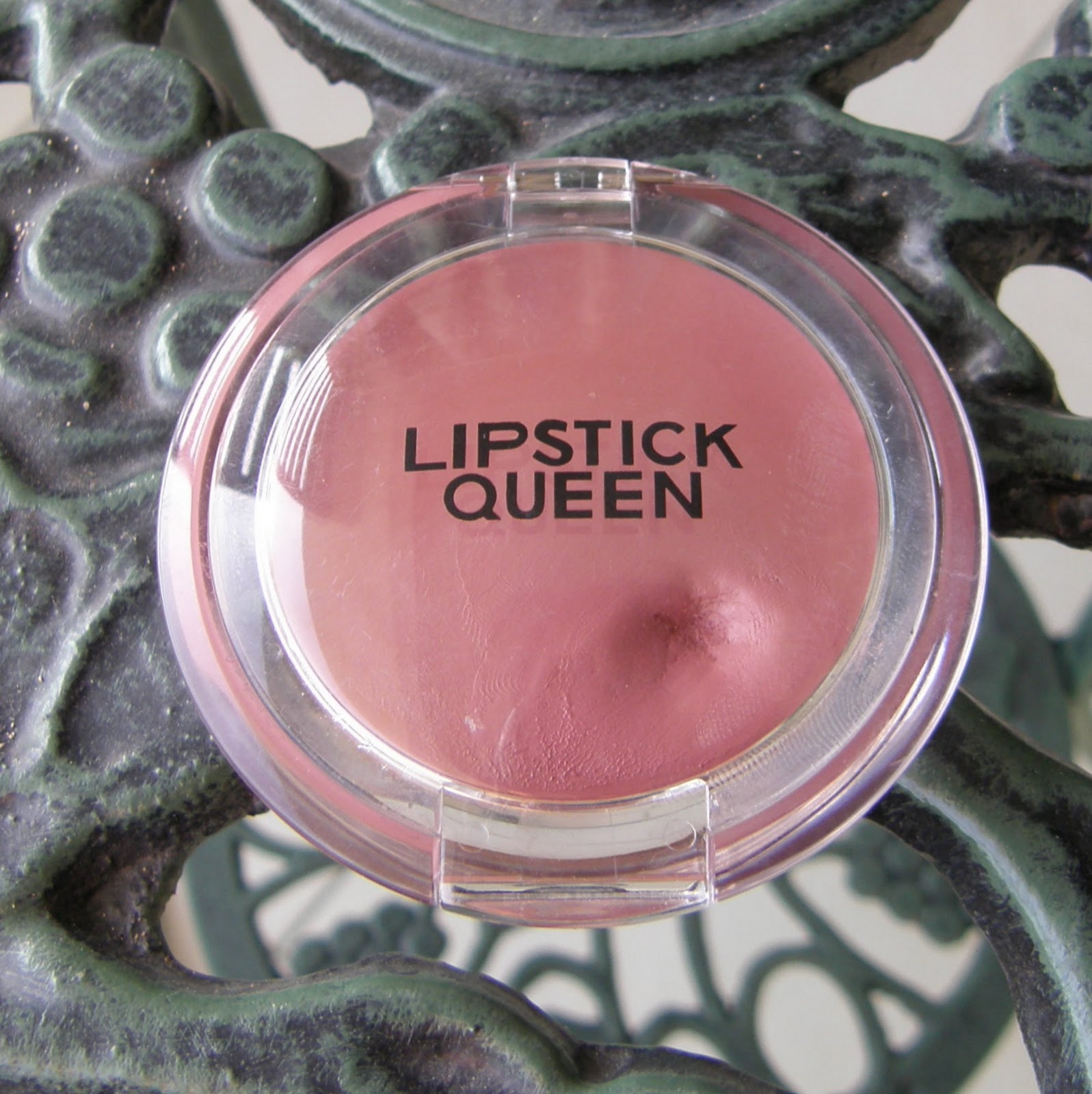So Loverly When is a Gloss Not a Gloss? Lipstick Queen's Oxymoron Matte Gloss in Honest Politician