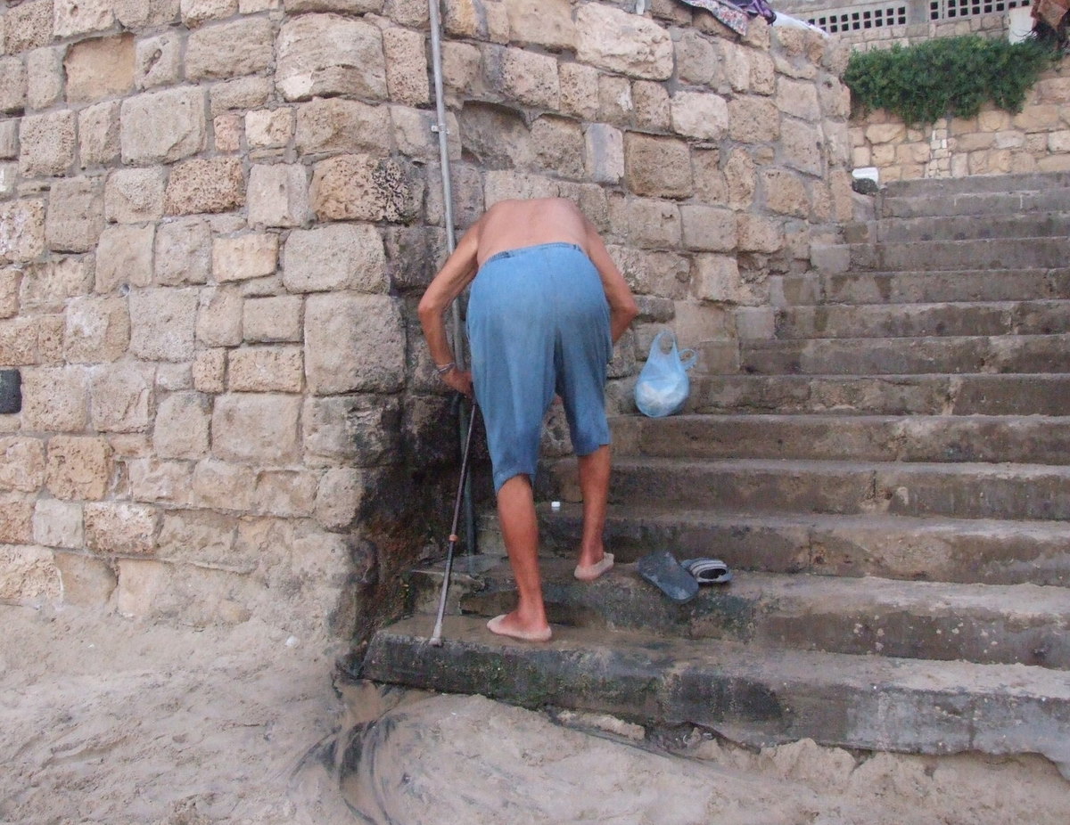 [dscf1720.jpg]