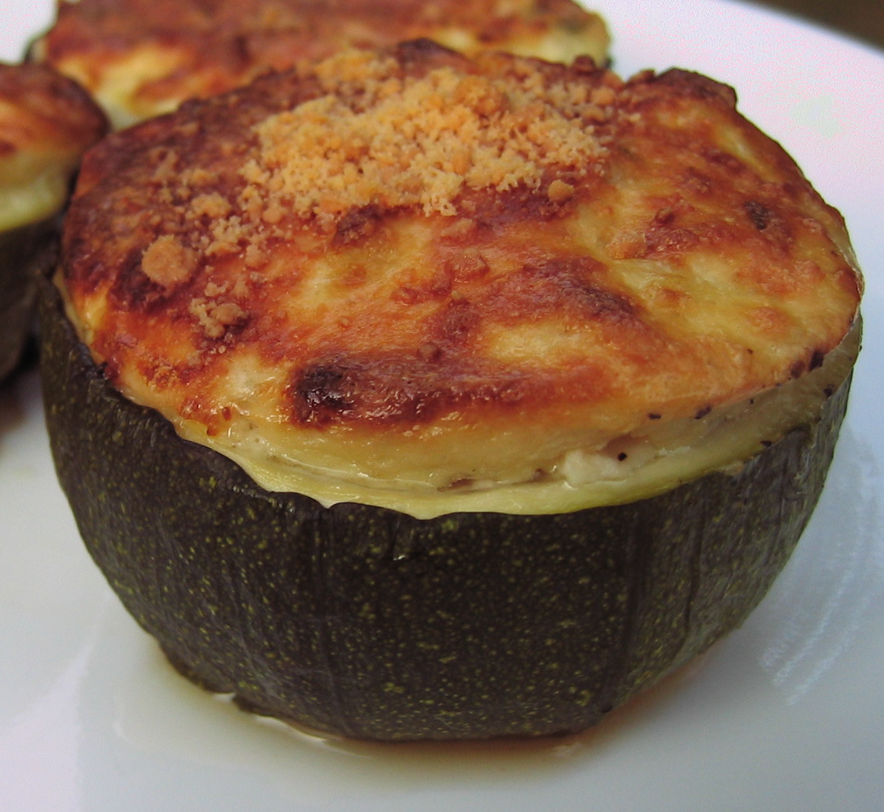 [stuffed+baked+zucchini.jpg]