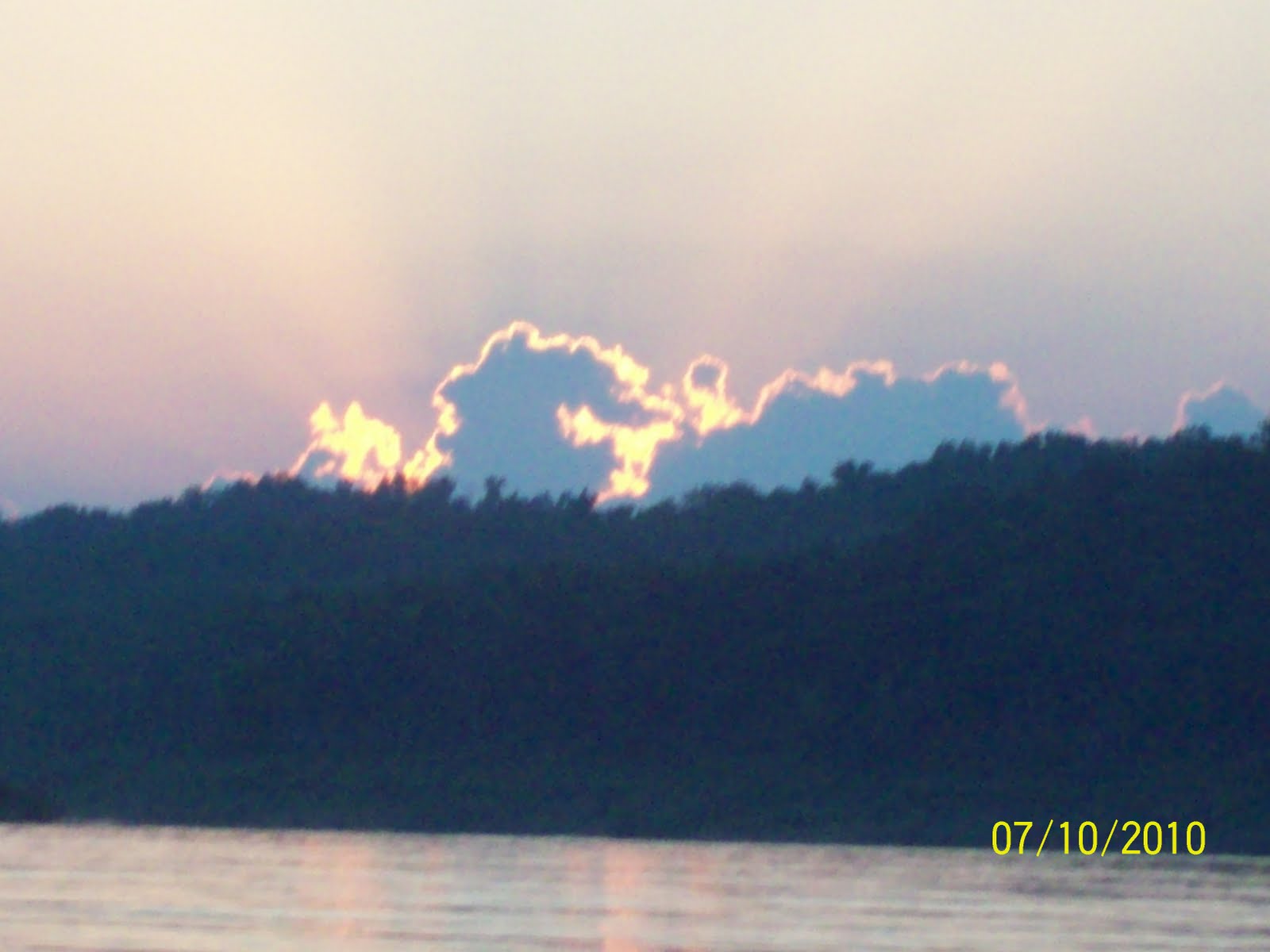 To the Neighborhood With The Rogers Bull Shoals Lake