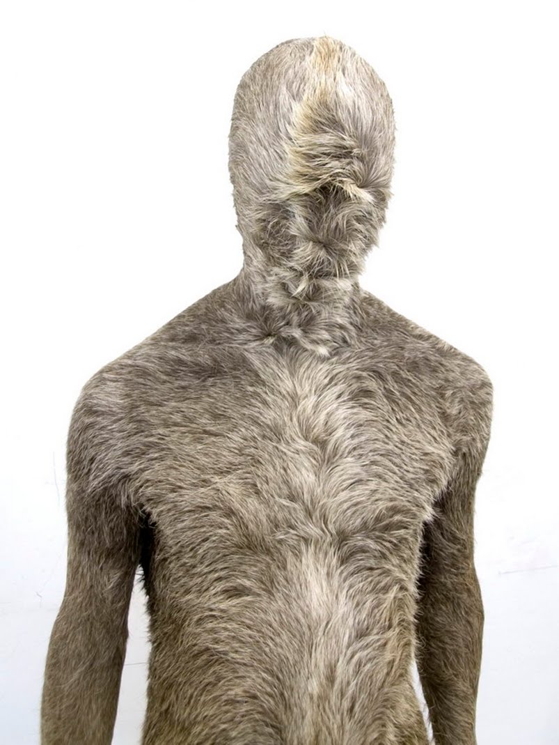 человек покрытый волосами