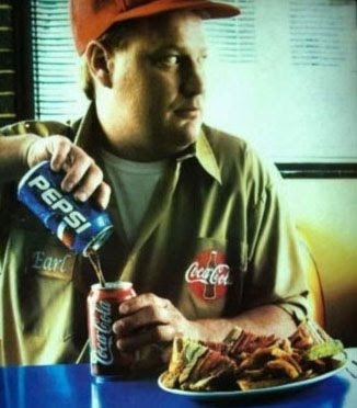 Despedido un trabajador de CocaCola por beber Pepsi ~ Wicked Magazine