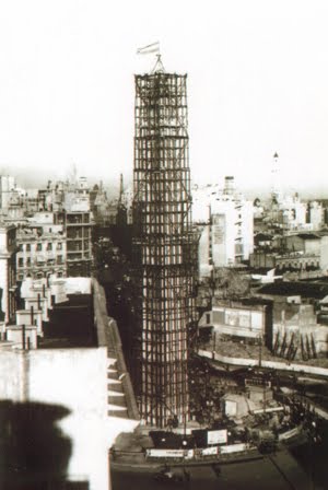 El obelisco en construcción - 1936 -