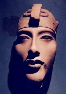 [Luxor+Museum+Akhenaten.gif]