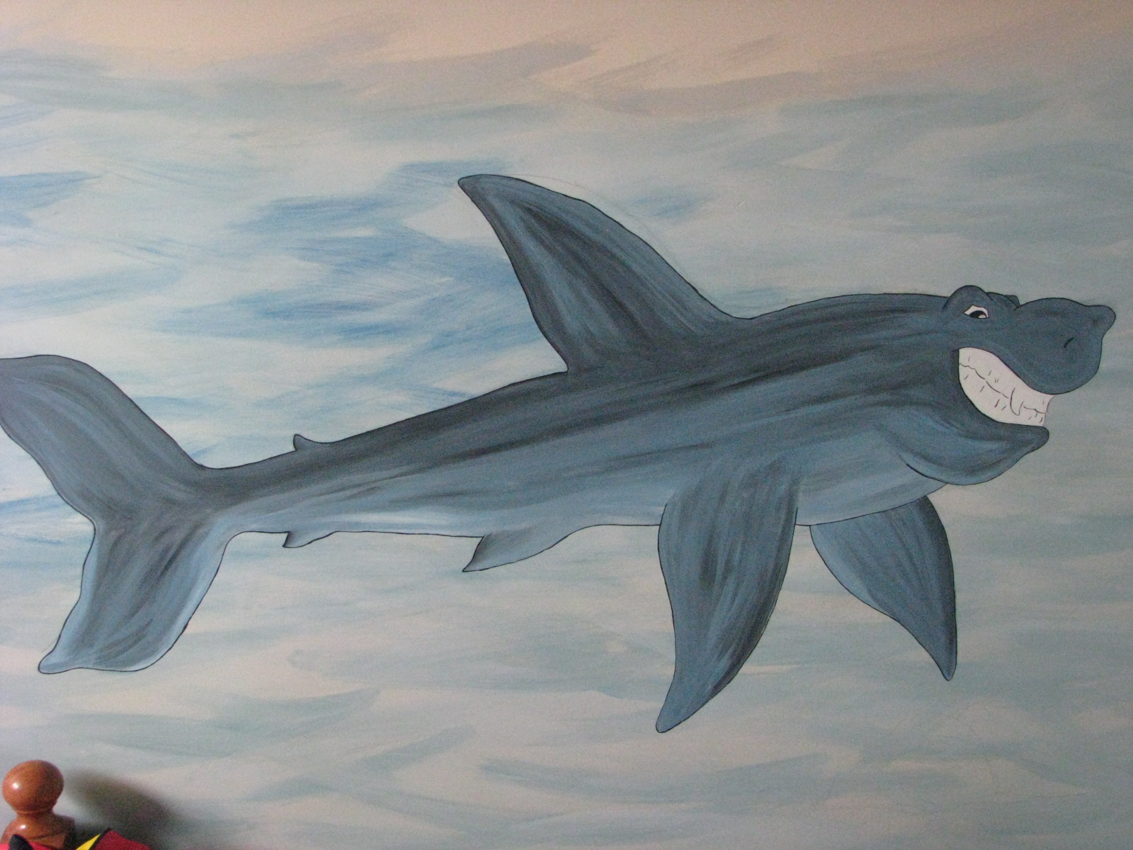 [Chelle+painted+shark.JPG]