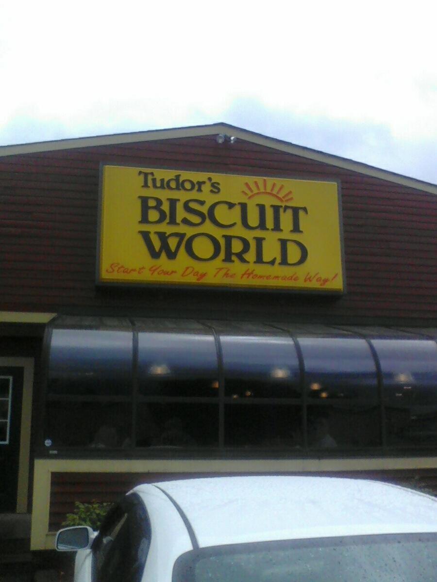 A Distinguished Gentlemans Guide to Dining. Tudor's Biscuit World