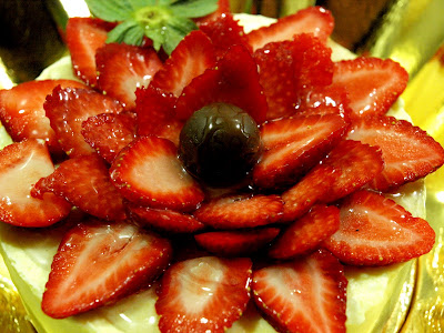  Tarta de piña y fresas 