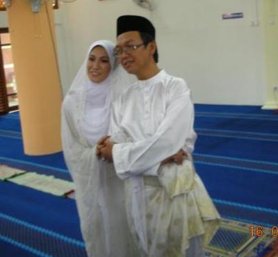 [azizkahwin2.jpg]