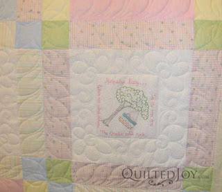 Nursery Rhyme Baby Quilt, quilted by Angela Huffman