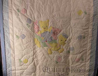 Jen's Baby Quilt, quilted by Angela Huffman