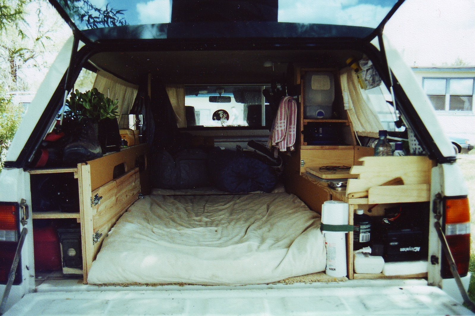 Can you sleep in a jeep cherokee #2