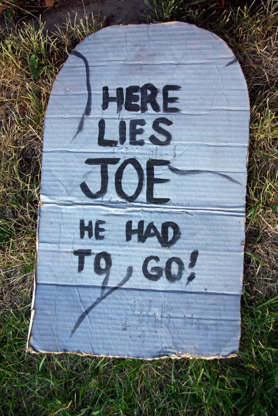 There was a bright flash of light... Name That Tomb