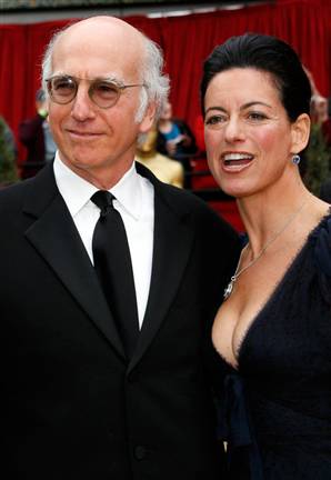 [070605_larryDavid_vmed3p.widec.jpg]