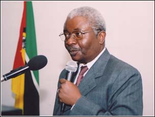 [Moc-Armando_Guebuza2.jpg]