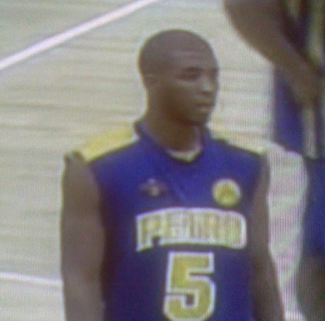 [Petro-Luanda_BasKet1.jpg]