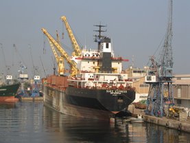 [Lobito_porto3.jpg]