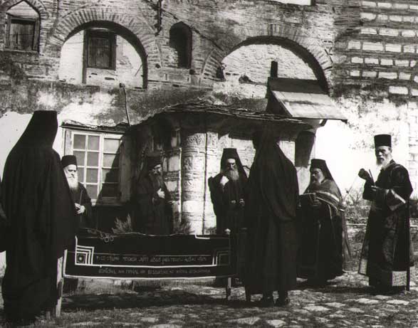 [ΧΙΛΑΝΔΑΡΙ-ΚΟΙΜΗΣΗ-3Α.jpg]