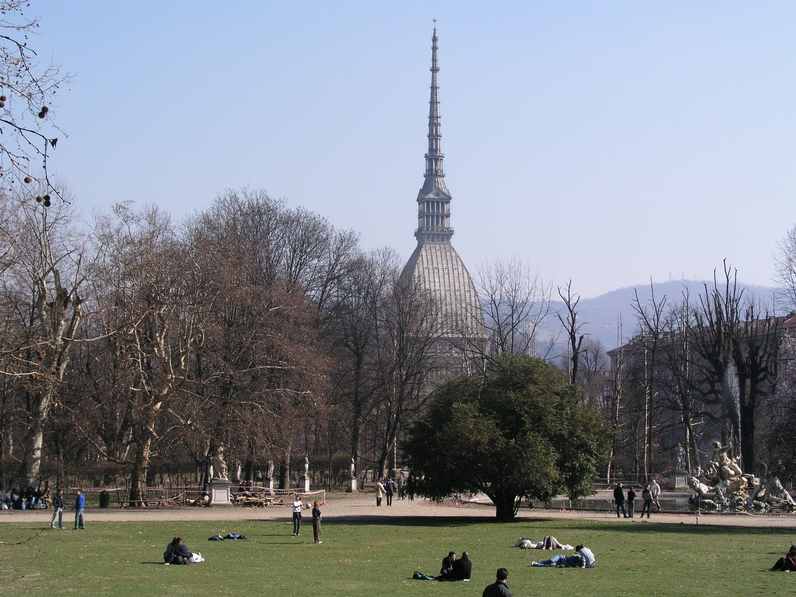 PIEMONTE: Torino, la Mole antonelliana vista dai giardini Reali superiori