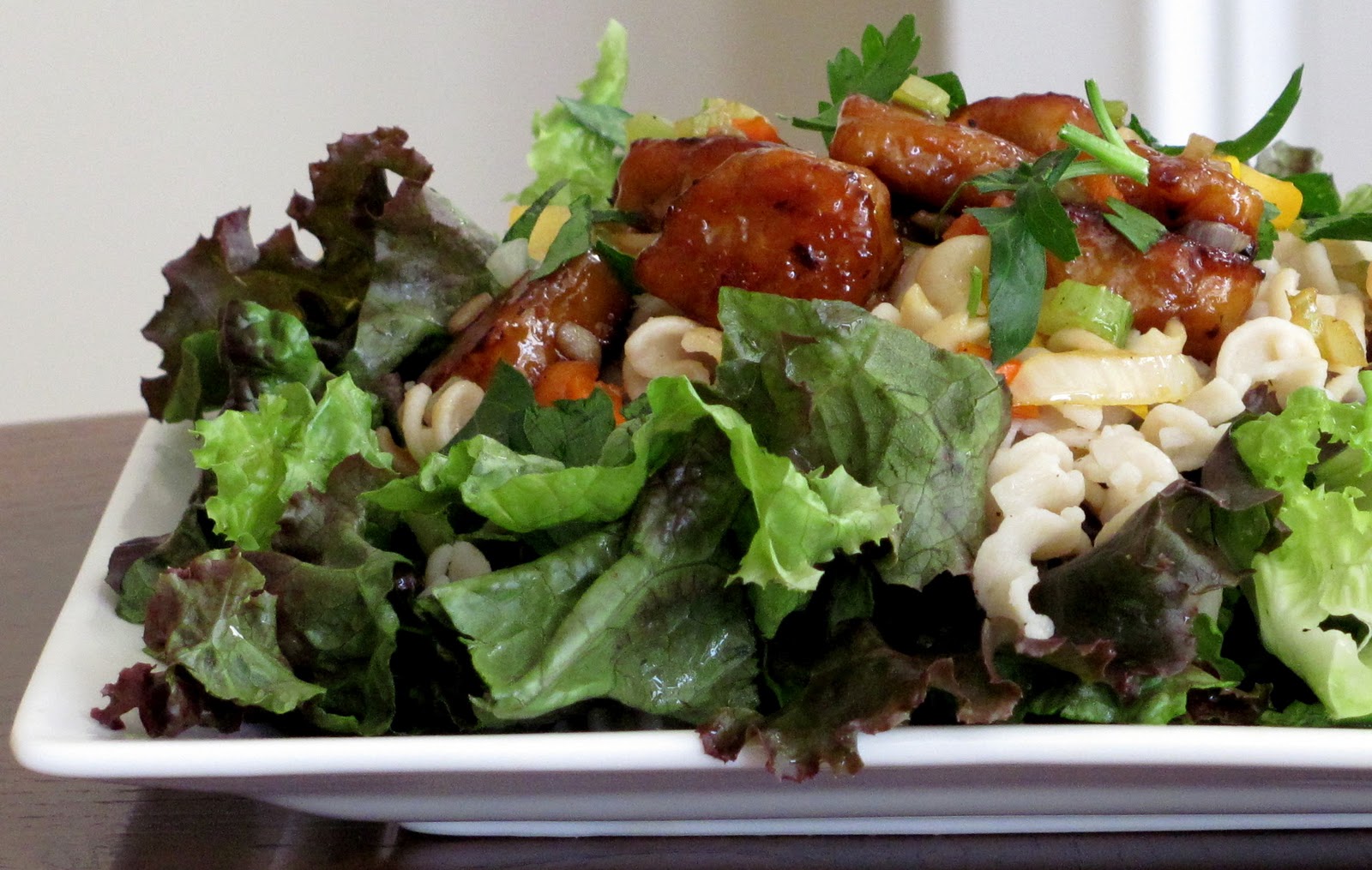The Health Seekers Kitchen Asian Tempeh Salad with Sesame Lime Dressing