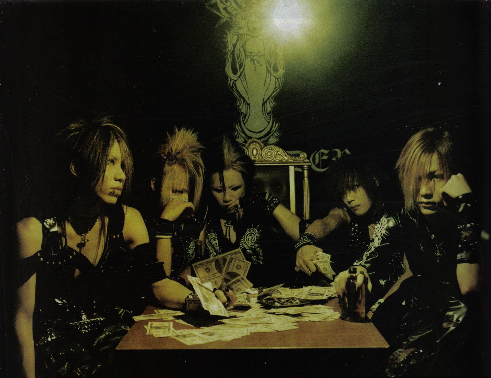 Shoxe Rapper Ducky's Translations: SHOXX - November 2004 - the GazettE Interview