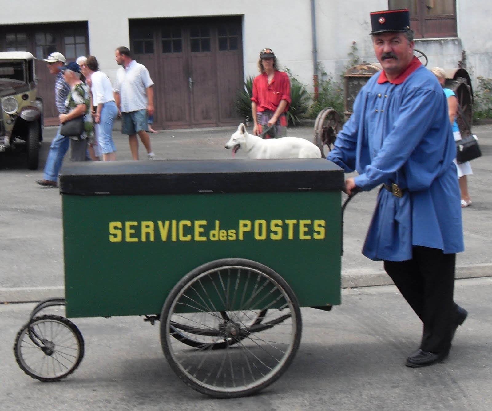 Au Service Du Passe Courcôme au passé et au présent: Le service des Postes au début du