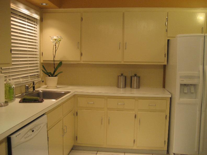 Kitchen Paint Color,kitchen paint color ideas: August 2010