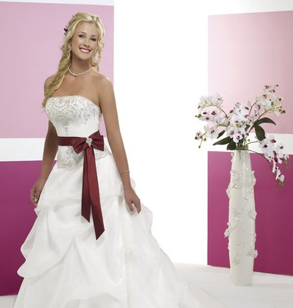 Inspired Wedding  Tips and Ideas Wedding  Dresses  Under  500 