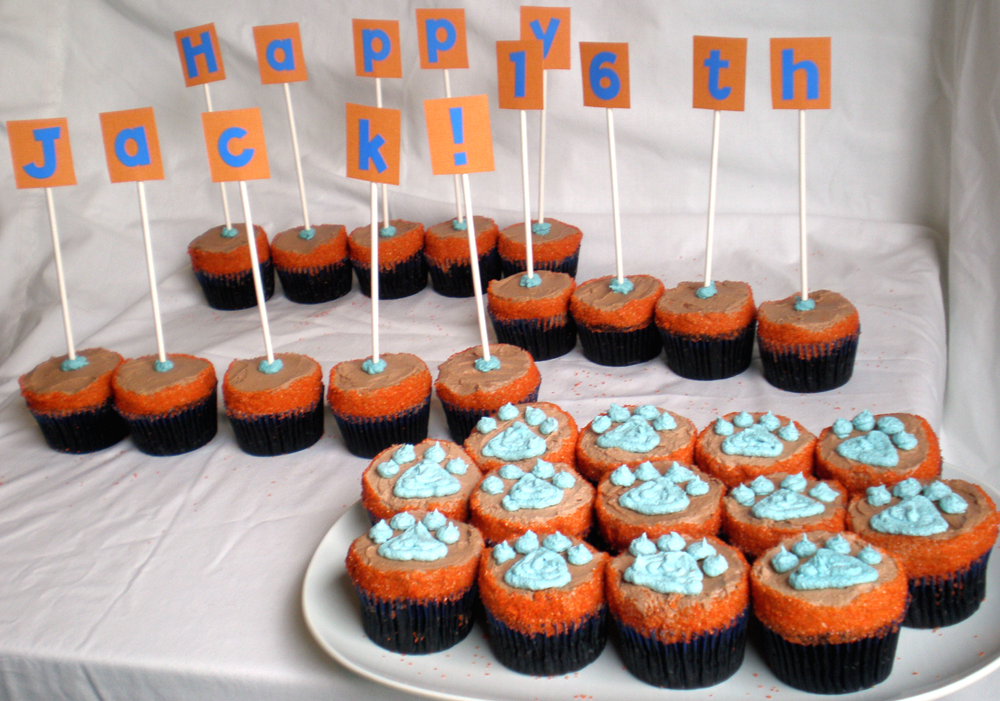 [Happy+16th+Jack+Custom+Cupcake+Order+011.png]