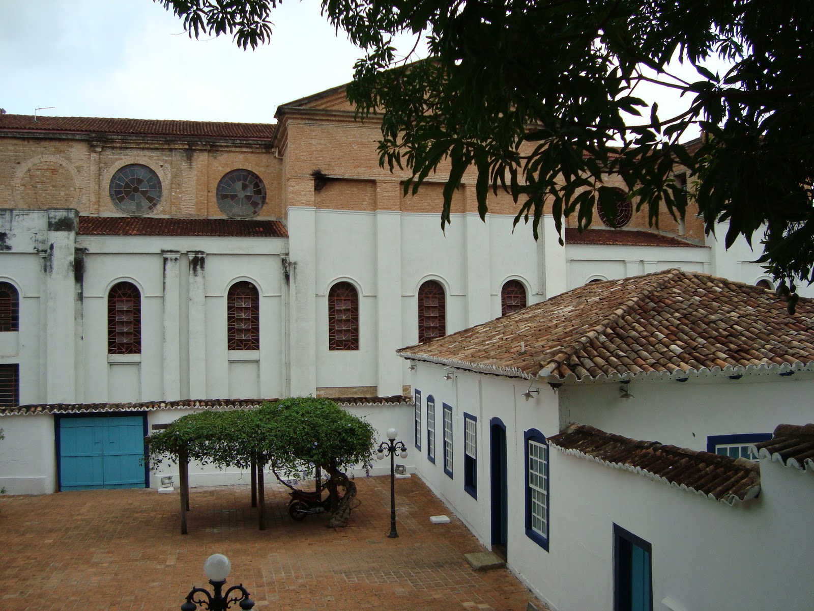COLEGIO ESTADUAL JARDIM BALNEARIO MEIA PONTE